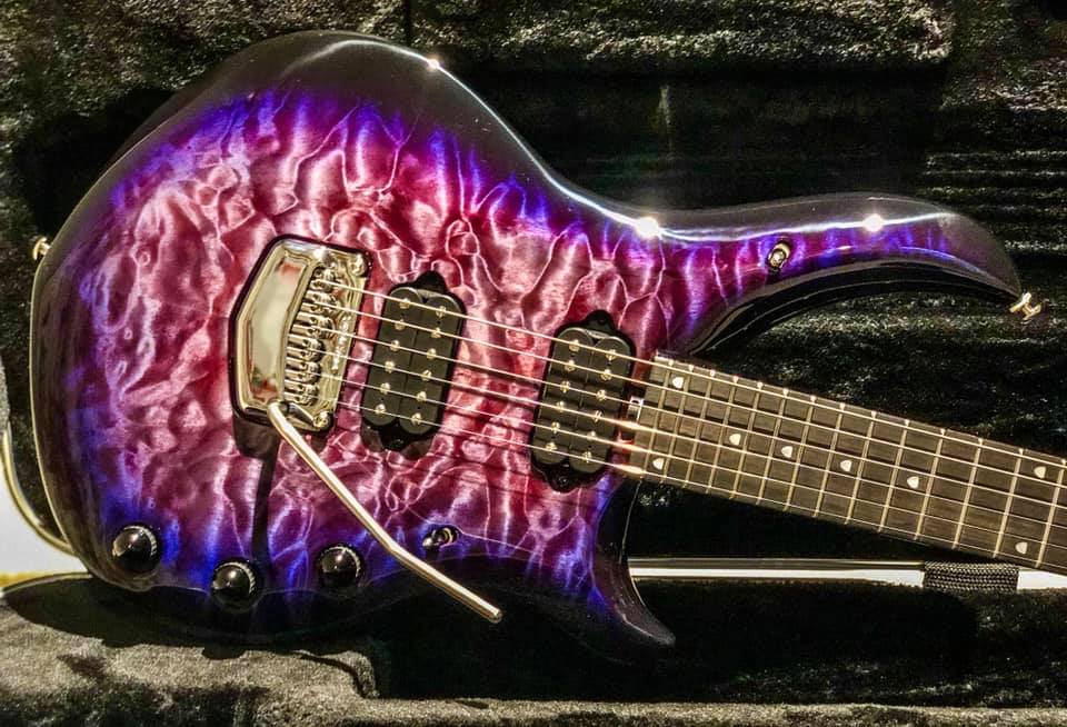 Discovery splash banner for Guitar Discord server